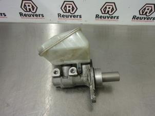 Used Master cylinder Citroen Berlingo 1.6 Hdi 75 16V Phase 1 Price € 20,00 Margin scheme offered by Autorecycling Reuvers B.V.
