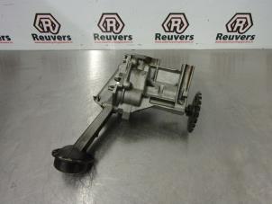 Used Oil pump Renault Kangoo Express (FW) 1.5 dCi 105 FAP Price € 40,00 Margin scheme offered by Autorecycling Reuvers B.V.