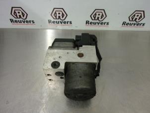 Used ABS pump Ssang Yong Rexton 2.9 TD RJ 290 Price € 80,00 Margin scheme offered by Autorecycling Reuvers B.V.