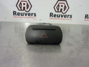 Used Panic lighting switch Ssang Yong Rexton 2.9 TD RJ 290 Price € 20,00 Margin scheme offered by Autorecycling Reuvers B.V.