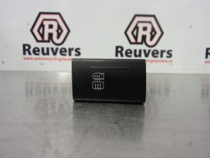 Used Rear window heating switch Ssang Yong Rexton 2.9 TD RJ 290 Price € 20,00 Margin scheme offered by Autorecycling Reuvers B.V.