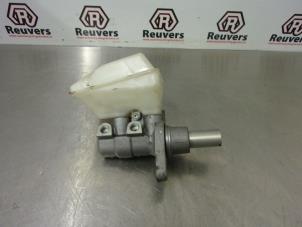 Used Master cylinder Citroen C4 Picasso (UD/UE/UF) 1.6 HDiF 16V 110 Price € 25,00 Margin scheme offered by Autorecycling Reuvers B.V.