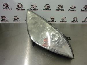 Used Headlight, right Mitsubishi Colt (Z2/Z3) 1.5 16V Price € 50,00 Margin scheme offered by Autorecycling Reuvers B.V.