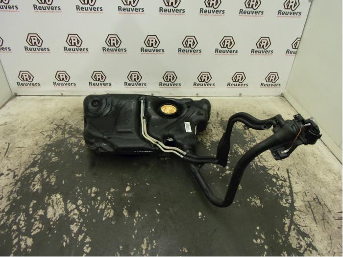 Używane Zbiornik Seat Ibiza IV SC (6J1) 1.2 TDI Ecomotive Cena € 50,00 Procedura marży oferowane przez Autorecycling Reuvers B.V.
