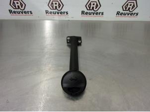 Used Oil suction pipe Renault Twingo II (CN) 1.2 16V Price € 10,00 Margin scheme offered by Autorecycling Reuvers B.V.