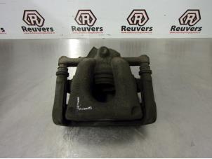 Used Front brake calliper, left BMW 1 serie (E87/87N) 118d 16V Price € 30,00 Margin scheme offered by Autorecycling Reuvers B.V.