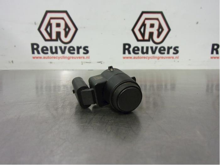 Usados Sensor PDC BMW 1 serie (E87/87N) 118d 16V Precio € 15,00 Norma de margen ofrecido por Autorecycling Reuvers B.V.