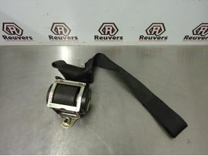 Used Front seatbelt, right BMW Mini One/Cooper (R50) 1.6 16V One Price € 30,00 Margin scheme offered by Autorecycling Reuvers B.V.