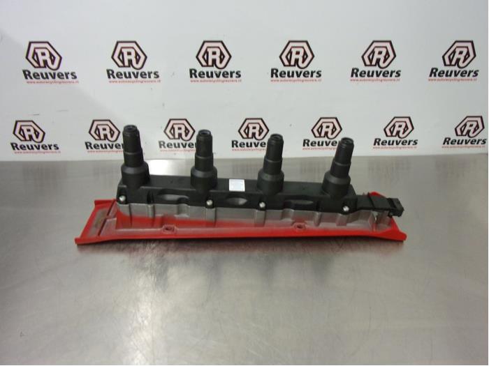 Usagé Bobine Saab 900 II (YS3D) 2.3 S,SE 16V Prix € 40,00 Règlement à la marge proposé par Autorecycling Reuvers B.V.