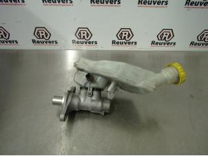 Used Master cylinder Peugeot 207 SW (WE/WU) 1.6 HDi 16V Price € 25,00 Margin scheme offered by Autorecycling Reuvers B.V.