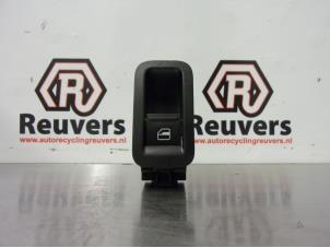 Used Electric window switch Volkswagen Polo V (6R) 1.2 12V BlueMotion Technology Price € 10,00 Margin scheme offered by Autorecycling Reuvers B.V.