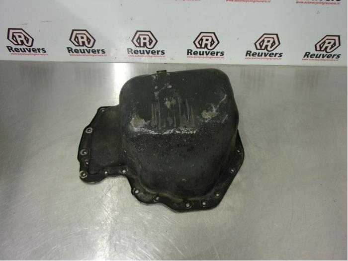 Used Sump Volkswagen Polo V (6R) 1.2 12V BlueMotion Technology Price € 25,00 Margin scheme offered by Autorecycling Reuvers B.V.