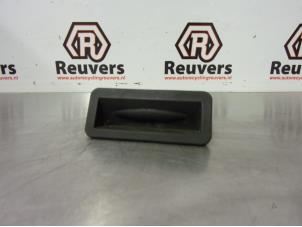 Used Tailgate handle Ford Mondeo IV Wagon 2.3 16V Price € 25,00 Margin scheme offered by Autorecycling Reuvers B.V.