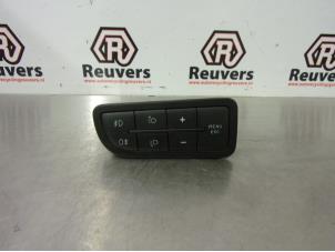 Used AIH headlight switch Fiat Grande Punto (199) 1.4 T-Jet 16V Price € 20,00 Margin scheme offered by Autorecycling Reuvers B.V.