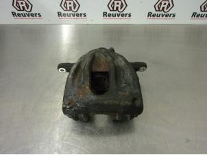 Used Front brake calliper, left Toyota Avensis (T25/B1B) 2.2 D-4D 16V Price € 35,00 Margin scheme offered by Autorecycling Reuvers B.V.