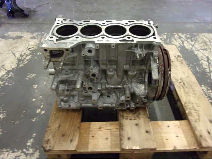 Bloque inferior motor de un Toyota Avensis (T25/B1B) 2.2 D-4D 16V 2007