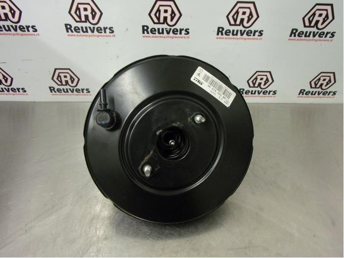 Usagé Servo frein Peugeot 207/207+ (WA/WC/WM) 1.6 16V Prix € 40,00 Règlement à la marge proposé par Autorecycling Reuvers B.V.