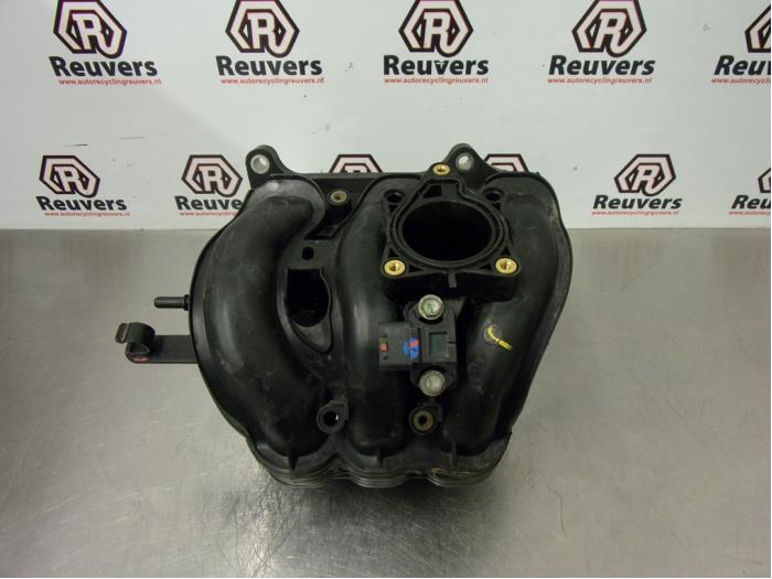 Gebrauchte Ansaugbrugge Toyota Aygo (B10) 1.0 12V VVT-i Preis € 30,00 Margenregelung angeboten von Autorecycling Reuvers B.V.