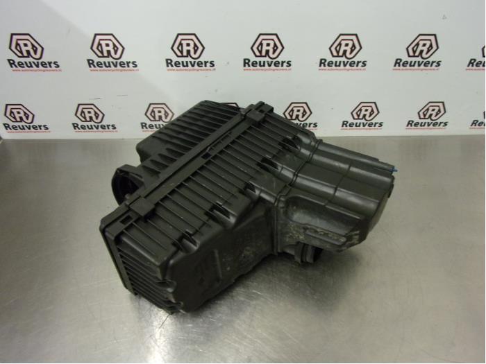 Gebrauchte Luftfiltergehäuse Fiat Scudo (270) 2.0 D Multijet Preis € 35,00 Margenregelung angeboten von Autorecycling Reuvers B.V.