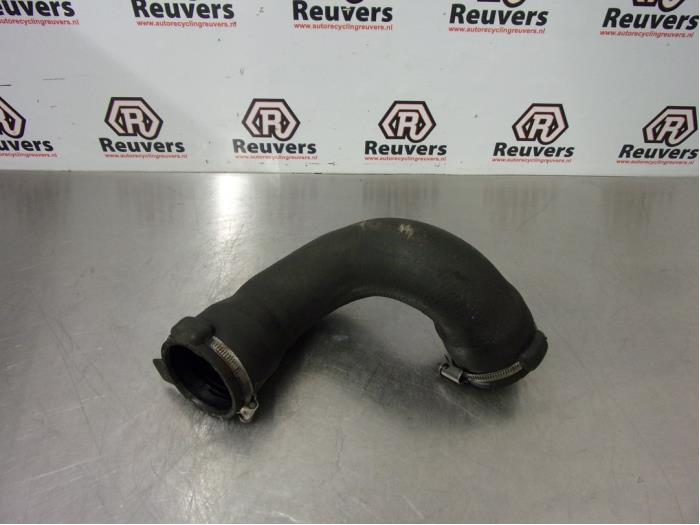 Gebrauchte Intercooler Schlauch Fiat Scudo (270) 2.0 D Multijet Preis € 25,00 Margenregelung angeboten von Autorecycling Reuvers B.V.