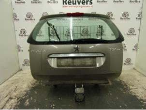 Gebrauchte Heckklappe Peugeot 307 SW (3H) 2.0 16V Preis € 100,00 Margenregelung angeboten von Autorecycling Reuvers B.V.