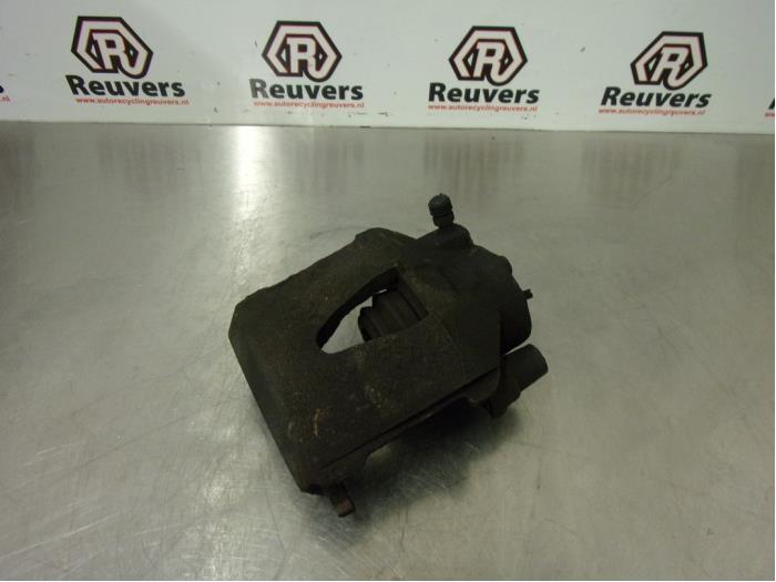 Gebrauchte Bremszange rechts vorne Seat Ibiza IV (6J5) 1.9 TDI 90 Preis € 30,00 Margenregelung angeboten von Autorecycling Reuvers B.V.