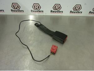 Used Front seatbelt buckle, right Seat Ibiza IV (6J5) 1.9 TDI 90 Price € 15,00 Margin scheme offered by Autorecycling Reuvers B.V.