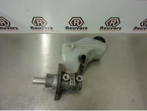 Used Master cylinder Opel Corsa D 1.2 16V Price € 30,00 Margin scheme offered by Autorecycling Reuvers B.V.