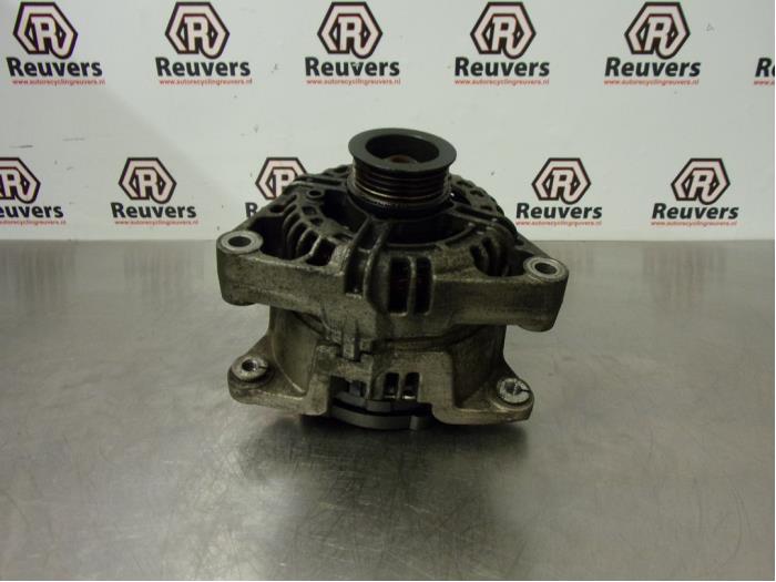 Dynamo från en Opel Corsa D 1.2 16V 2007