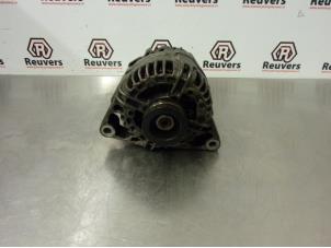 Begagnade Dynamo Opel Corsa D 1.2 16V Pris € 35,00 Marginaltabell erbjuds av Autorecycling Reuvers B.V.