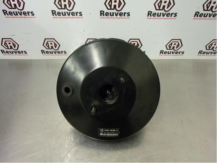 Usados Servofreno Toyota Yaris II (P9) 1.4 D-4D Precio € 50,00 Norma de margen ofrecido por Autorecycling Reuvers B.V.