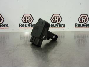 Used Air mass meter Toyota Yaris II (P9) 1.4 D-4D Price € 30,00 Margin scheme offered by Autorecycling Reuvers B.V.