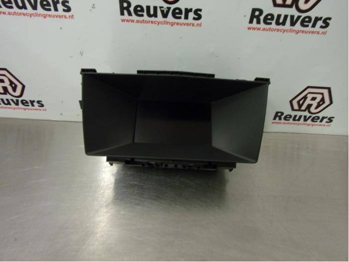 Begagnade Innerdisplay Opel Astra H GTC (L08) 1.4 16V Twinport Pris € 25,00 Marginaltabell erbjuds av Autorecycling Reuvers B.V.