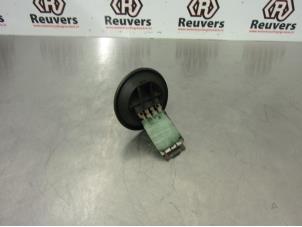 Used Heater resistor Volkswagen Fox (5Z) 1.2 Price € 20,00 Margin scheme offered by Autorecycling Reuvers B.V.