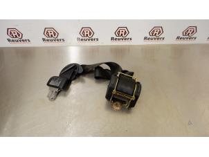 Used Rear seatbelt, centre Volkswagen Touran (1T1/T2) 1.6 FSI 16V Price € 35,00 Margin scheme offered by Autorecycling Reuvers B.V.
