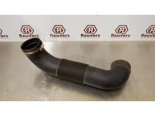 Used Air intake hose Opel Zafira (M75) 2.2 16V Direct Ecotec Price € 15,00 Margin scheme offered by Autorecycling Reuvers B.V.