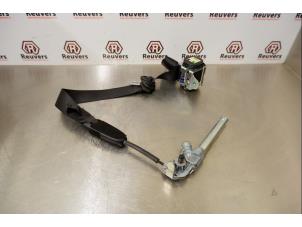 Used Front seatbelt, right Opel Corsa D 1.4 16V Twinport Price € 35,00 Margin scheme offered by Autorecycling Reuvers B.V.