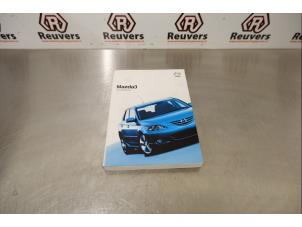 Usagé Livret d'instructions Mazda 3 (BK12) 1.6i 16V Prix € 15,00 Règlement à la marge proposé par Autorecycling Reuvers B.V.