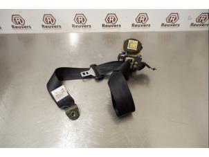 Used Rear seatbelt, right Mazda 3 (BK12) 1.6i 16V Price € 30,00 Margin scheme offered by Autorecycling Reuvers B.V.