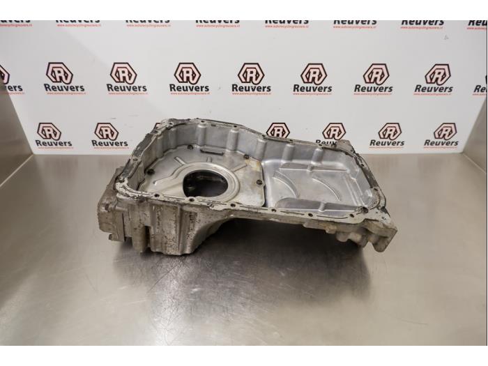 Gebrauchte Ölwanne Kia Sorento I (JC) 2.4 16V Preis € 60,00 Margenregelung angeboten von Autorecycling Reuvers B.V.