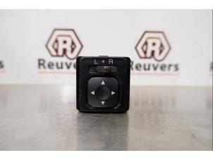 Used Mirror switch Mitsubishi Pajero Hardtop (V6/7) 3.2 DI-D 16V Price € 10,00 Margin scheme offered by Autorecycling Reuvers B.V.