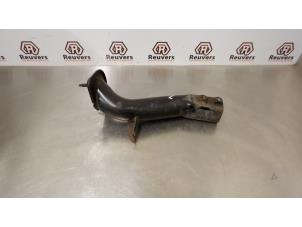 Used Front bumper bracket, left BMW Mini One/Cooper (R50) 1.6 16V Cooper Price € 20,00 Margin scheme offered by Autorecycling Reuvers B.V.