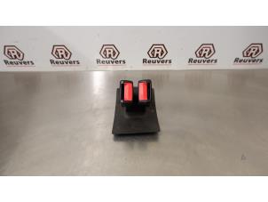 Used Rear seatbelt buckle, centre BMW Mini One/Cooper (R50) 1.6 16V Cooper Price € 15,00 Margin scheme offered by Autorecycling Reuvers B.V.