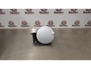 Used Tank cap cover BMW Mini One/Cooper (R50) 1.6 16V Cooper Price € 20,00 Margin scheme offered by Autorecycling Reuvers B.V.