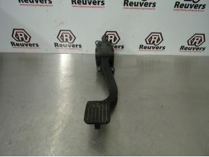 Used Accelerator pedal Peugeot Partner Tepee (7A/B/C/D/E/F/G/J/P/S) 1.6 HDI 75 16V Price € 25,00 Margin scheme offered by Autorecycling Reuvers B.V.