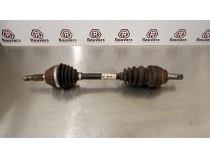 Used Front drive shaft, left Opel Zafira (M75) 1.6 16V Price € 35,00 Margin scheme offered by Autorecycling Reuvers B.V.