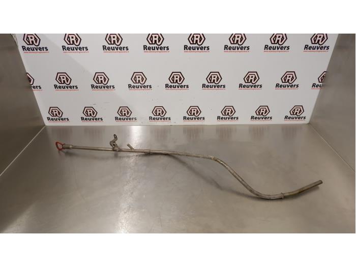 Gebrauchte Ölmessstab Mercedes B (W245) 2.0 B-180 CDI 16V Preis € 20,00 Margenregelung angeboten von Autorecycling Reuvers B.V.