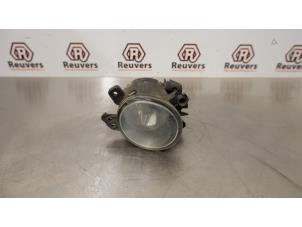 Used Fog light, front right Mercedes B (W245,242) 2.0 B-180 CDI 16V Price € 15,00 Margin scheme offered by Autorecycling Reuvers B.V.