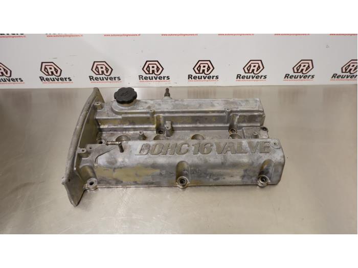 Gebrauchte Ventildeckel Kia Sorento I (JC) 2.4 16V Preis € 75,00 Margenregelung angeboten von Autorecycling Reuvers B.V.