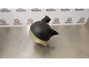 Used Expansion vessel Mercedes B (W245,242) 2.0 B-180 CDI 16V Price € 20,00 Margin scheme offered by Autorecycling Reuvers B.V.